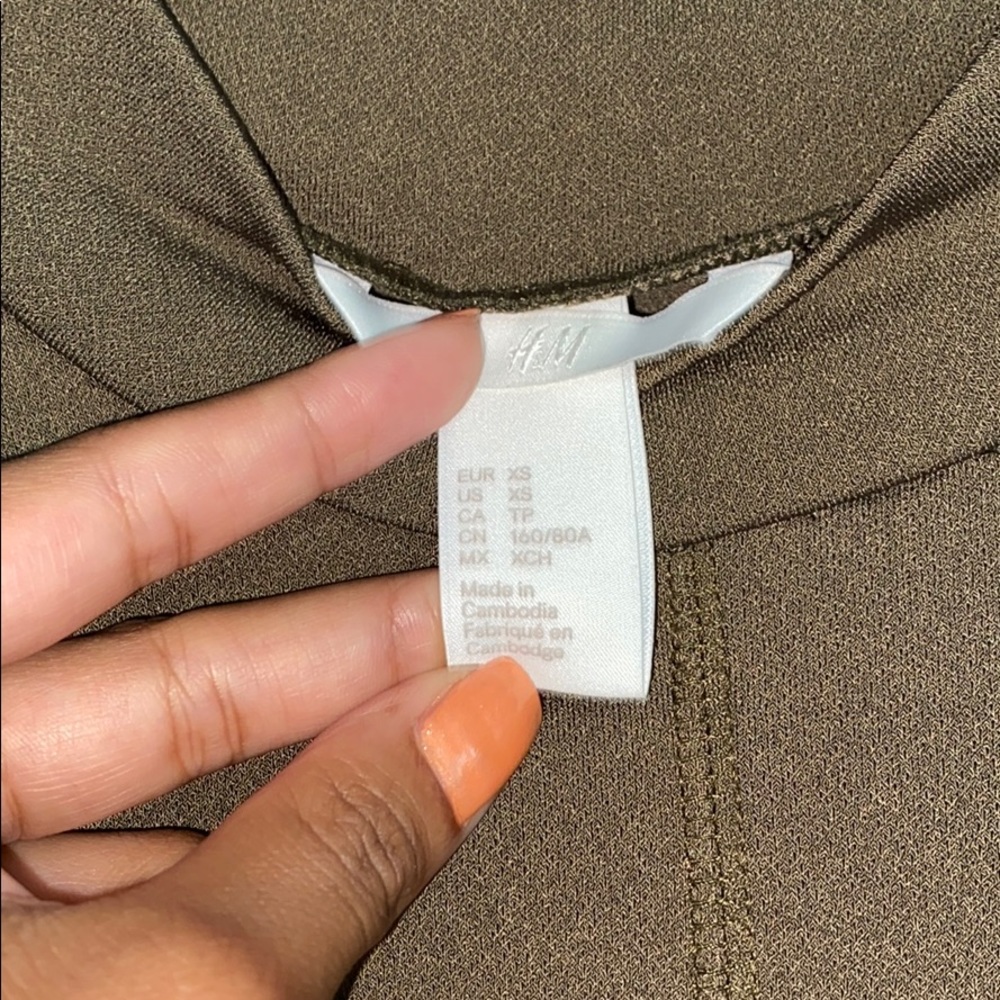 ARMY GREEN LONG BODYCON DRESS MINOR DAMAGE - Picture 3 of 7